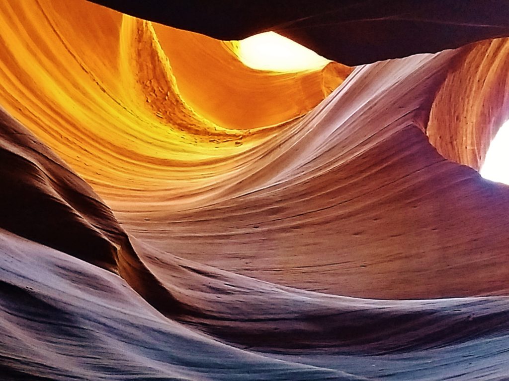 Lower antelope canyon tours